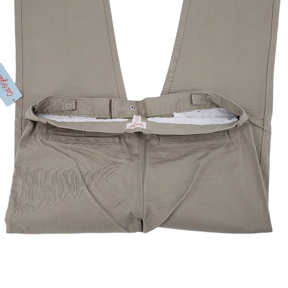 NWT Cat & Jack Boys School Uniform Pants Size 18 Husky Vintage Khaki - Picture 4 of 8